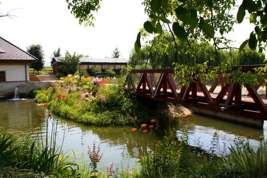 Penzion Eko Park Piestany Extérieur photo