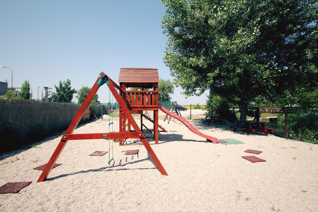 Penzion Eko Park Piestany Extérieur photo