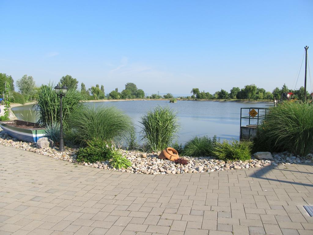 Penzion Eko Park Piestany Extérieur photo