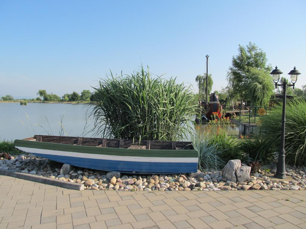 Penzion Eko Park Piestany Extérieur photo